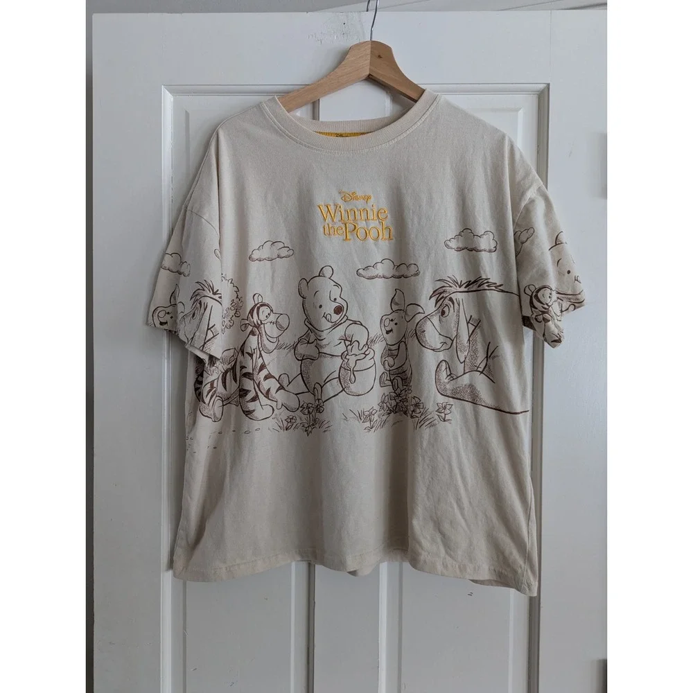 Women's Winnie The Pooh Size XL T Shirt Top Disney Beige Piglet Tigger Eeyore